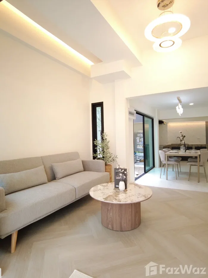 รูป ขาย ทาวน์เฮ้าส์ 4 ห้องนอน ใน ลาดพร้าว, กรุงเทพมหานคร 6839916 - รูปที่ 2/38