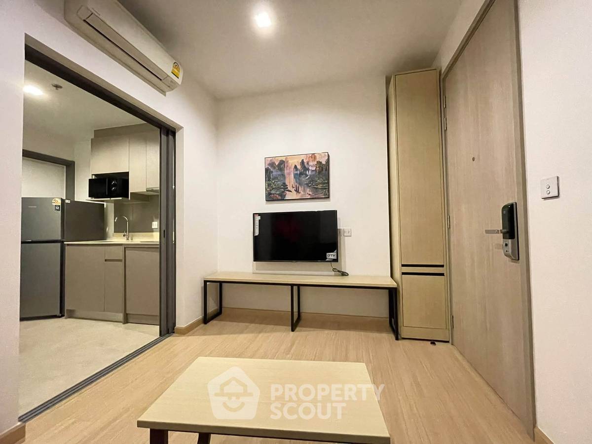 picture 33rd-Floor 1-BR At Whizdom Connect Sukhumvit Near BTS Punnawithi (ID 3369574) - 4/12