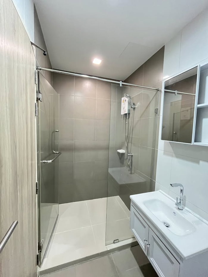 รูป ริชพาร์ค เทอมินอล พหลโยธิน 59 1B1B ชั้น 8 ขนาด 30 ตร.ม. เช่า 12,000 บาท/เดือน พร้อมเข้าอยู่ - รูปที่ 5/13