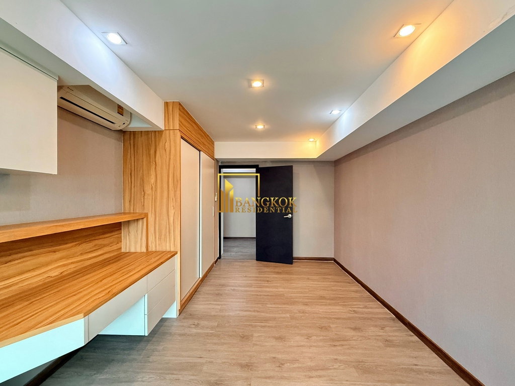 picture Royal Castle | Renovated 4 Bed Condo in Phrom Phong Area - BR18837CD - 32/50