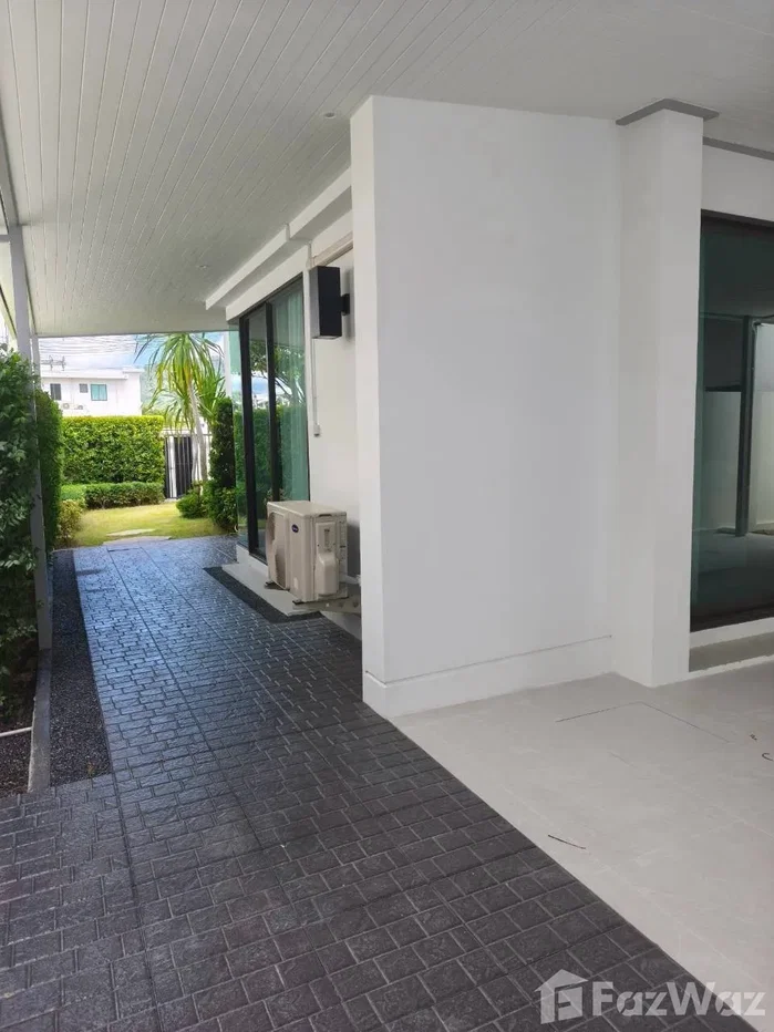 picture House for rent 6807524 - 6/26