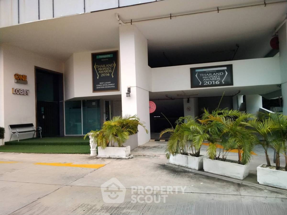 picture 47 Sqm 1-BR Condo For Sale At One Tower Pratamnak (ID 3369511) - 6/8