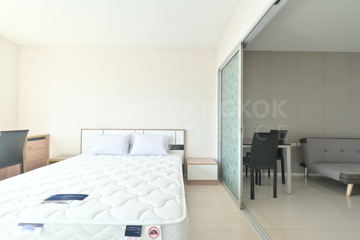 picture Aspire Rama 9 Move-in Ready, Just Bring Your Stuff near MRT Rama 9 Station - 7/10
