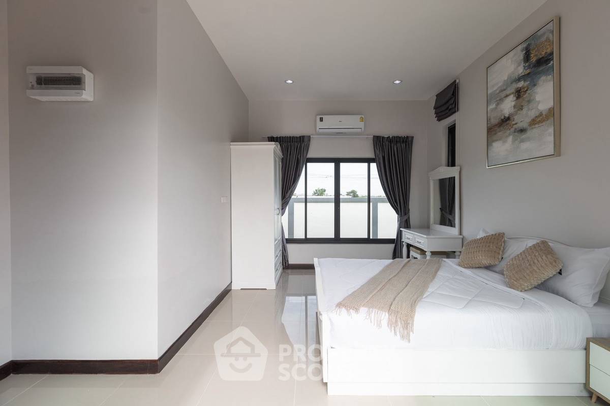 รูป วิลล่า 3-ห้องนอน ใน หินเหล็กไฟ (ID 2248774) - รูปที่ 12/30