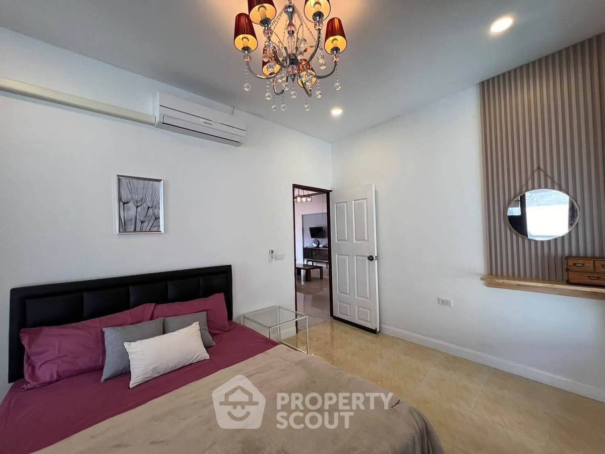 รูป วิลล่า 3-ห้องนอน ใกล้ บ้านศิลปินหัวหิน (ID 3369914) - รูปที่ 2/13