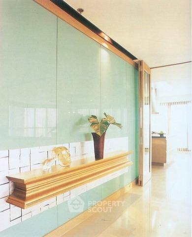 picture 47F 2-BR 180 Sqm State Tower Condominium BTS Saphan Taksin (ID 510359) - 7/8