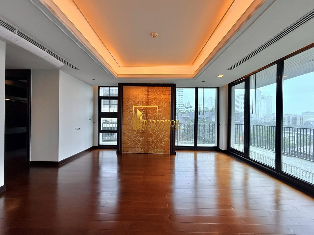 รูป Expansive 4 Bedroom Apartment For Rent in Phrom Phong - BR0631AP - รูปที่ 16/53