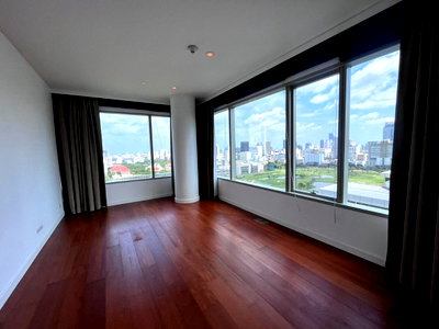คอนโดให้เช่า : ให้เช่า 185 Rajadamri — 3 Bedroom | BTS Ratchadamri | Fully Fitted [GTN-0965]