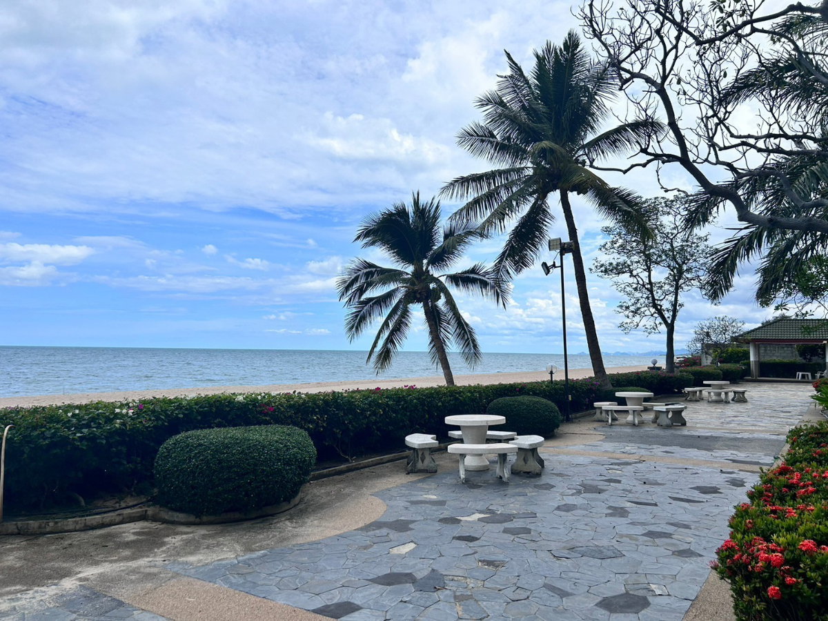 รูป ขาย Condotel Cliff & Beach 138 ตร.ม. ชั้น 20 ห้องมุม | 2 นอน 2 น้ำ | Sea + Mountain View | 7.49 ล้าน - รูปที่ 22/28