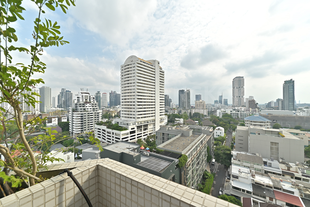 รูป ริชมอนด์ พาเลซ สุขุมวิท 43  ทำเลศักยภาพ ไม่แพงอย่างที่คิด - รูปที่ 1/10
