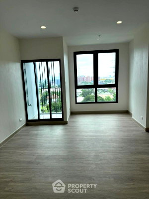 Condos for sale : 1-BR Condo at Supalai Parc Ekkamai-Pattanakarn near ARL Ramkhamhaeng (ID 3367889)