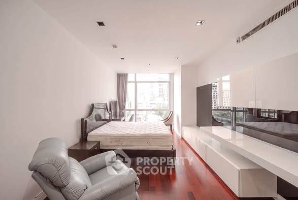 picture 2-BR Condo at Athenee Residence near BTS Phloen Chit (ID 3370348) - 3/14