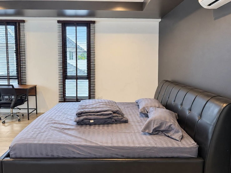 รูป เช่า พูลวิลล่าสุดหรู โซนสันทราย เชียงใหม่  Modern Barn Home Pool Villa บ้านพักสุดพิเศษบนพื้นที่กว่า 358 ตร.ว. พร้อมบ้านหลายหลังในบริเวณ เดียวกัน - รูปที่ 28/32