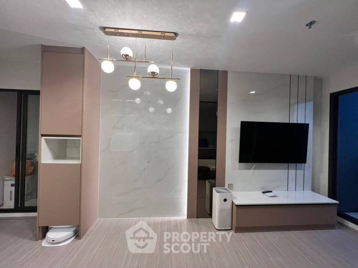 picture 2-BR Condo at Life Sathorn Sierra near BTS Talat Phlu (ID 3367452) - 1/7