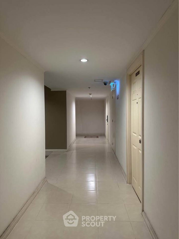picture 27th-Floor 1-BR At Lumpini Place Narathiwas Ratchanakarin (ID 2113471) - 12/13