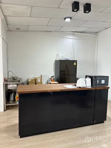 picture For Rent Retail and Office Space 70 sqm in Khlong Tan Nuea, Watthana, Bangkok BTS Thonglor - 6/9