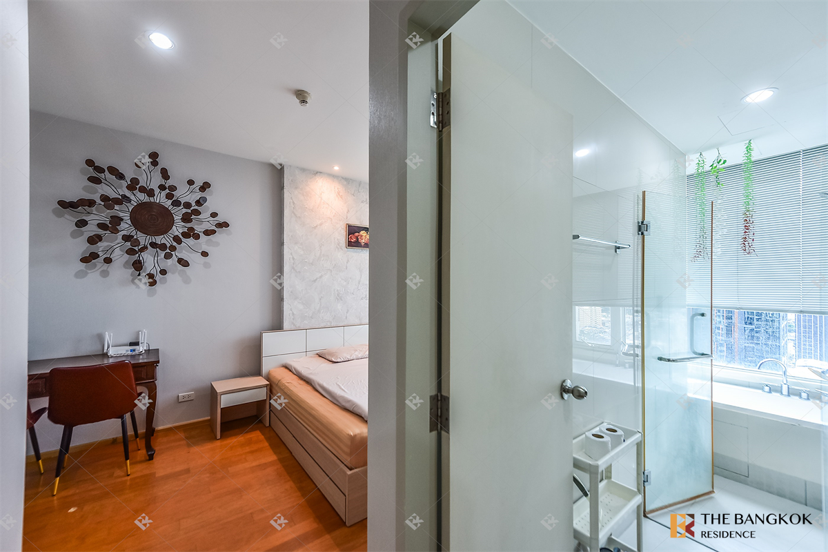 picture Move-in Ready, Just Bring Your Stuff Villa Rachatewi near Airport Rail Link Phaya Thai Station - 1/10