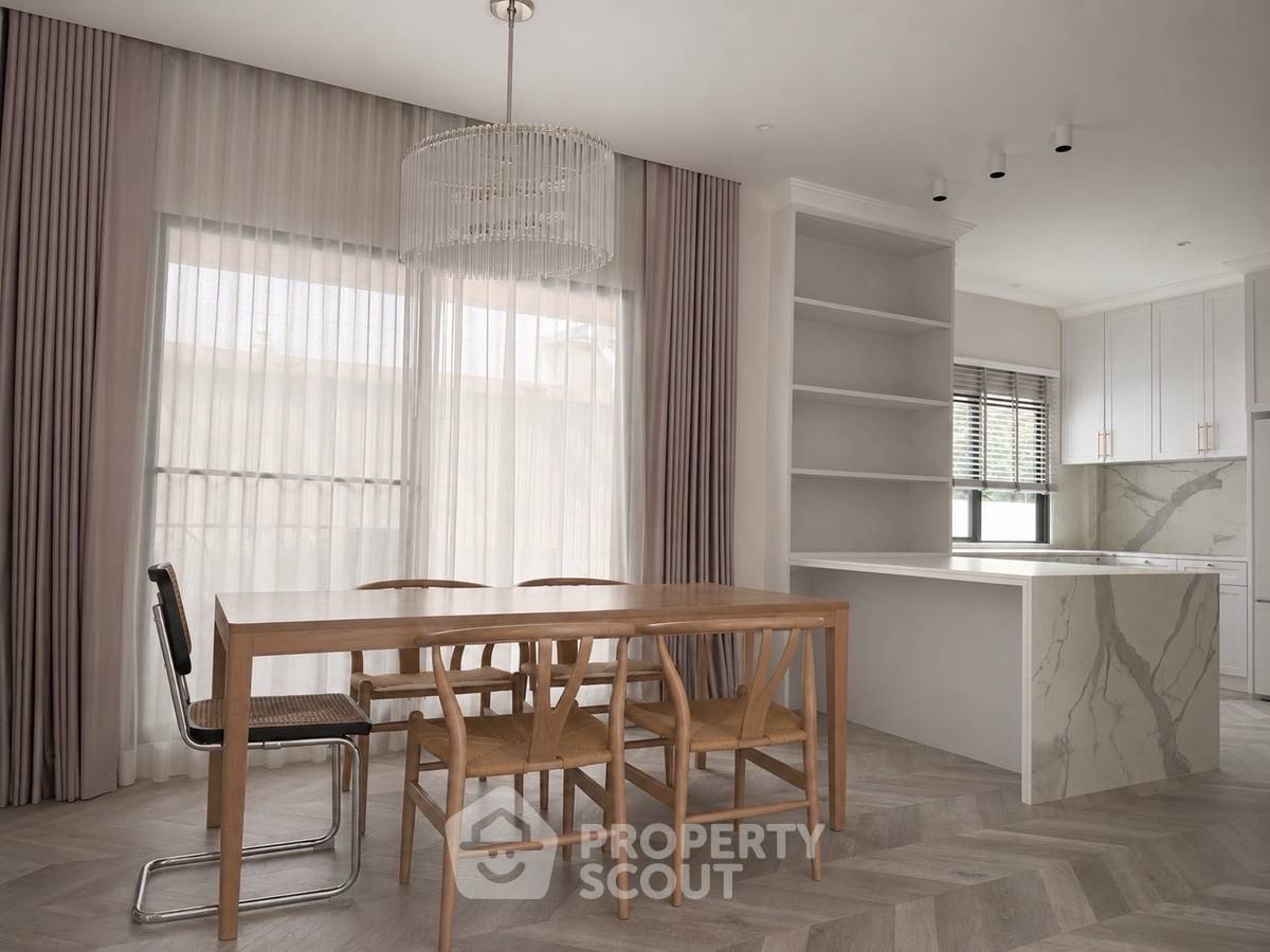 รูป บ้าน 4-ห้องนอน ใน บางบัวทอง (ID 3370234) - รูปที่ 2/13