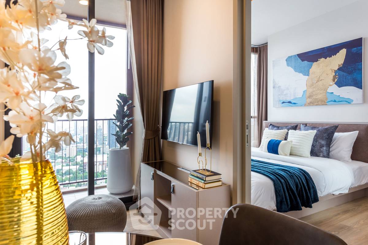 picture 39th-Floor 2-BR Condo At Oka Haus Sukhumvit 36 Near BTS Thong Lor (ID 1857486) - 31/40