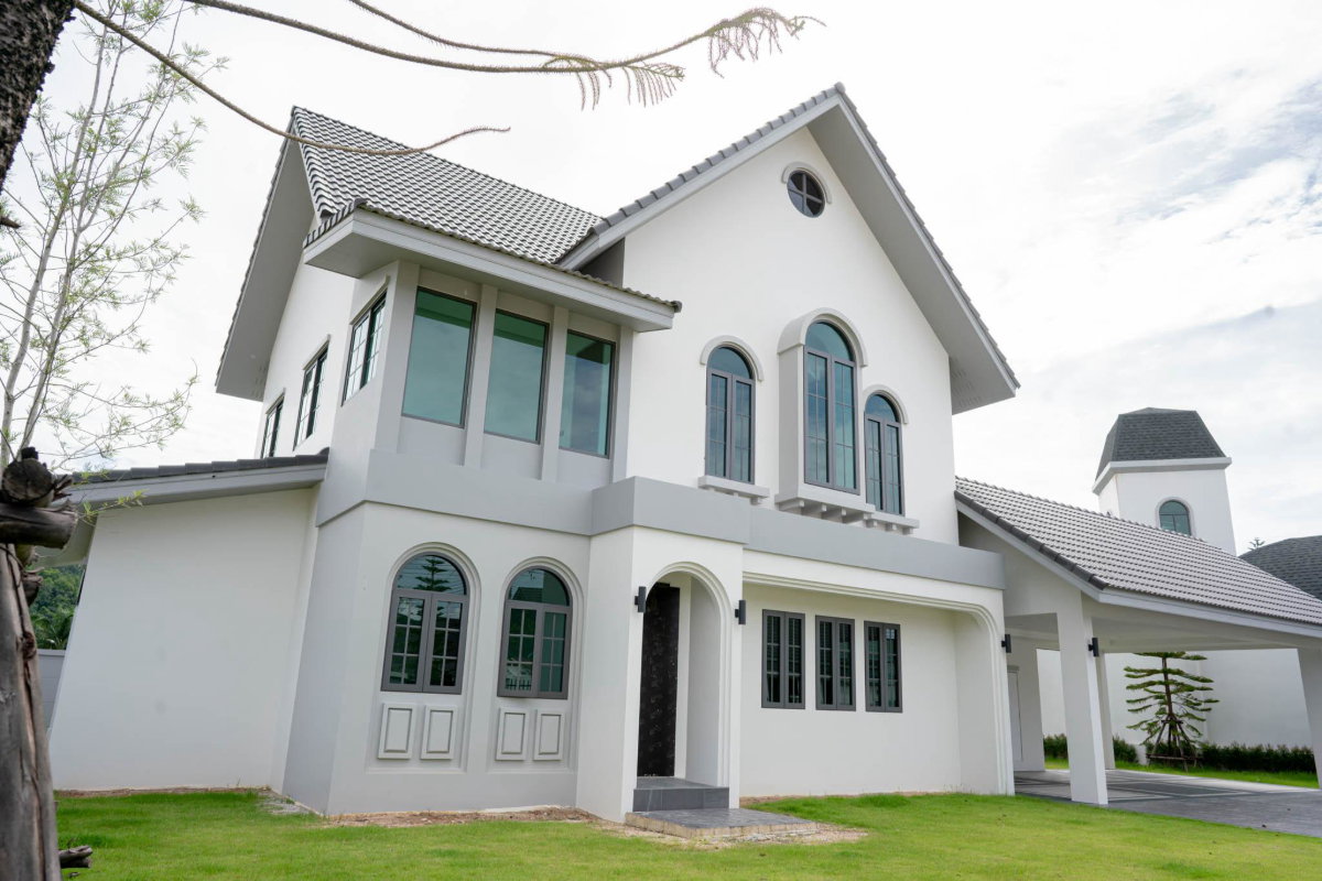 รูป NewProject-1 - บ้านเดี่ยวสไตล์ English Colonial ท่ามกลางธรรมชาติ เริ่มเพียง 6.2 ล้านบาท! - รูปที่ 2/12