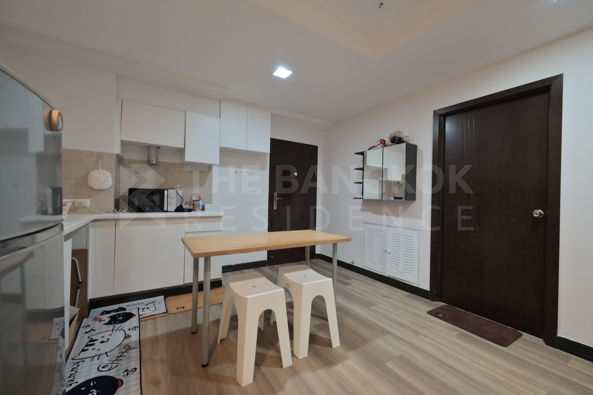 picture Condo D Ratchada 19 near null Maiyalap High-potential Location, Not as Expensive as You Think - 3/10