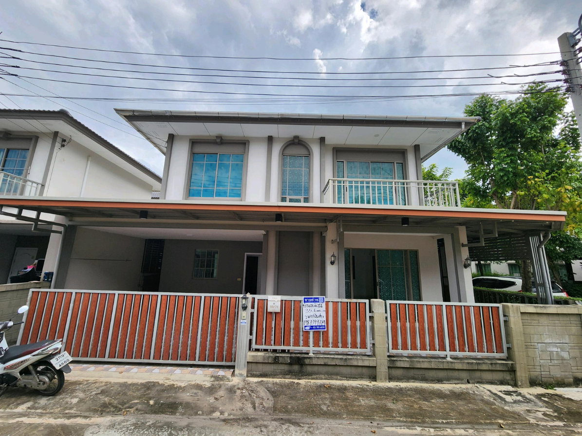 รูป ขายบ้านแฝด 2 ชั้น แปลงมุม 35.6 ตร.ว. ม.เสนา วิลล่า วงแหวน-บางบัวทอง — 4 นอน 3 น้ำ ต่อเติมครัวพร้อมใช้งาน เพียง 3.7 ล้านบาท! - รูปที่ 43/45