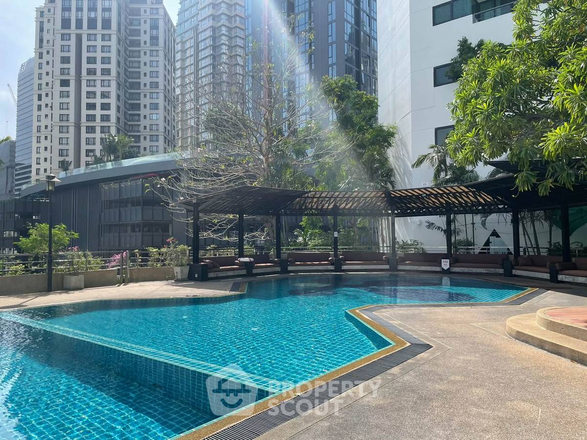 รูป คอนโด 3-ห้องนอน ที่ สาธร การ์เด้นส์ ใกล้ MRT สีลม (ID 3368738) - รูปที่ 18/20