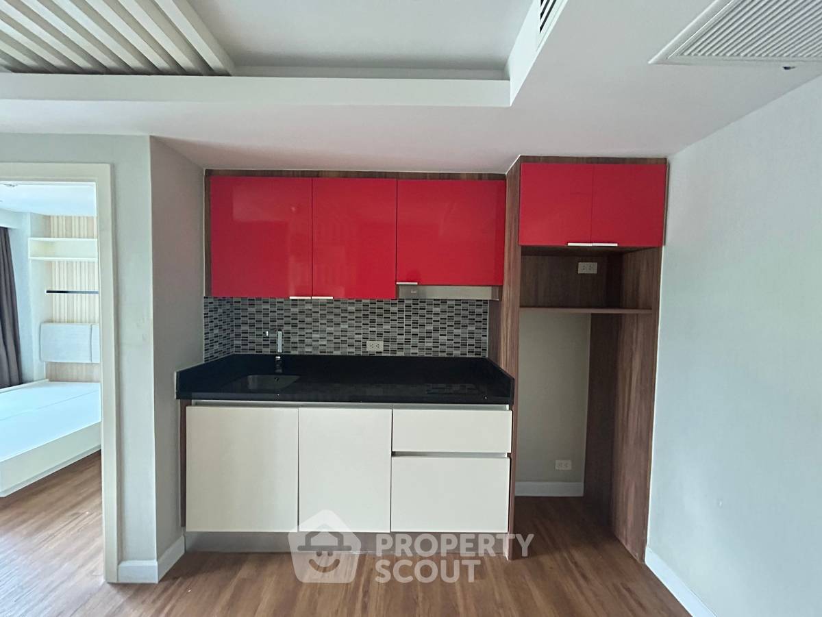 picture 1-BR Condo at Dusit Grand Park close to Pattaya (ID 3369413) - 5/16
