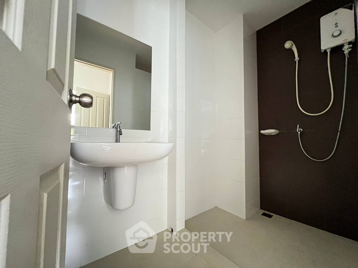 รูป ขายคอนโด 1 ห้องนอน ขนาด 34 ตร.ม. ที่ The Trust Condo Hua Hin (ID 3369838) - รูปที่ 6/10