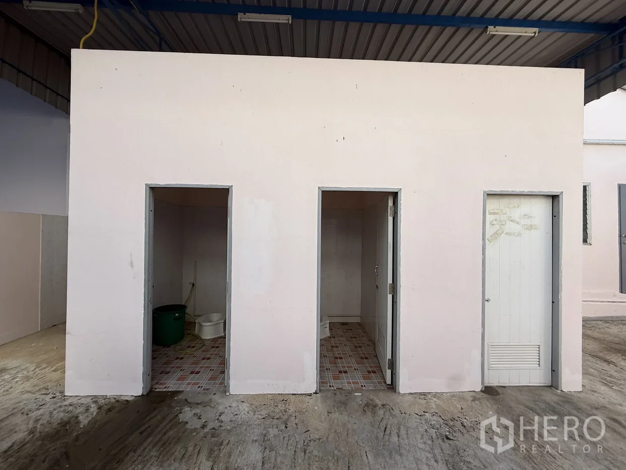picture For rent or sale Warehouse 1000 sqm in Bang Phriang, Bang Bo, Samut Prakan - 22/25