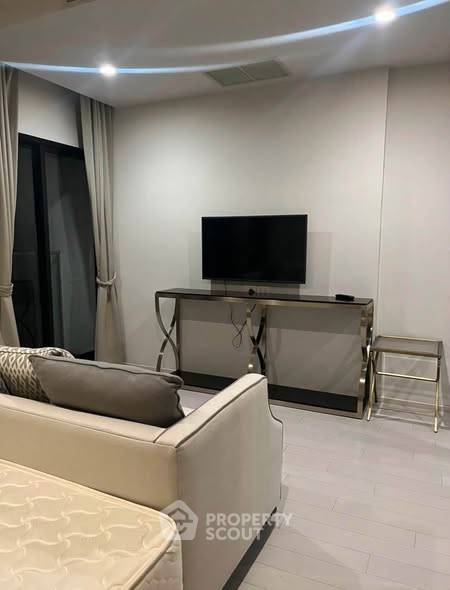 picture 1-BR Condo at Noble Ploenchit near BTS Phloen Chit (ID 3370353) - 4/8