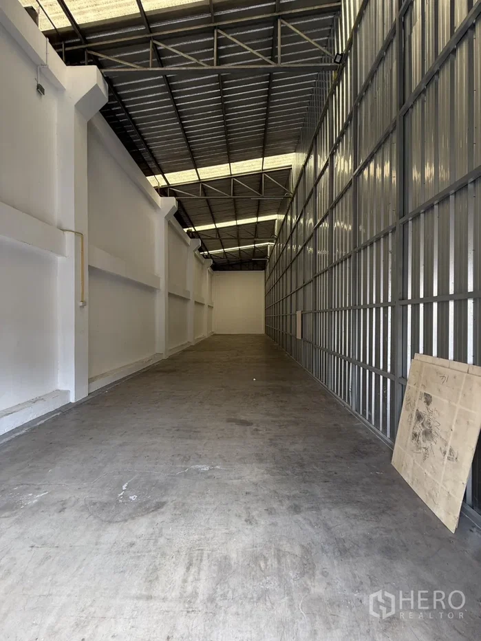 picture For rent Warehouse 125 sq.m. in Suan Luang, Suan Luang, Bangkok - 3/4