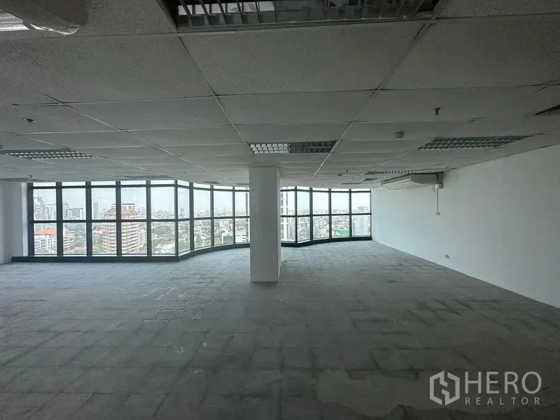 picture For rent Office Space 115 sqm in Watthana, Bangkok BTS Ekkamai - 3/5