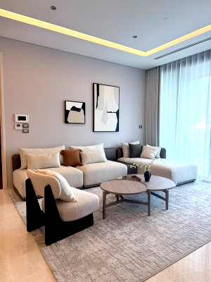 คอนโดให้เช่า : ให้เช่า The Residences at Sindhorn Kempinski — 2 ห้องนอน | BTS ชิดลม | Fully Furnished GTN-0707
