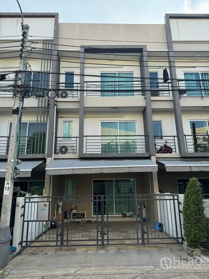 รูป ให้เช่า ทาวน์เฮาส์ 3 ห้องนอน Baan Klang Muang Sukhumvit 77 (บ้านกลางเมืองสุขุมวิท 77) สวนหลวง สวนหลวง กรุงเทพมหานคร BTS อ่อนนุช - รูปที่ 1/19