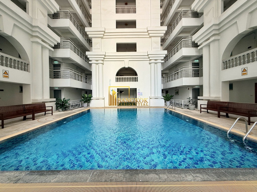 picture Royal Castle | Renovated 4 Bed Condo in Phrom Phong Area - BR18837CD - 38/50