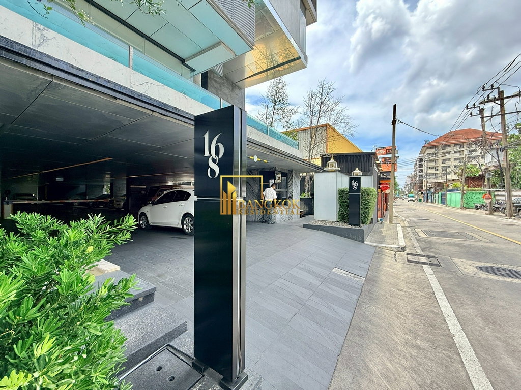 picture 168 Sukhumvit 36 | Chic 1 Bedroom Condo in Thonglor Area - BR62187CD - 16/16
