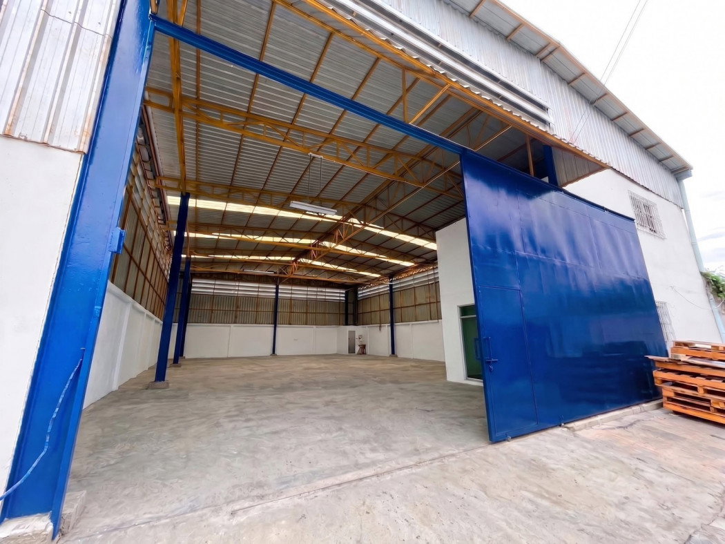 Warehouse with office space for rent, ready to use, Thian Thale 7, Bang Khun Thian, 400 sq m.