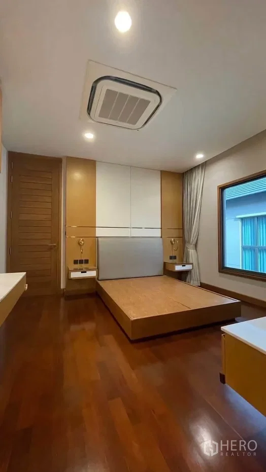รูป ให้เช่า บ้านเดี่ยว 3 ห้องนอน Grand Bangkok Boulevard Srinakarin (แกรนด์แบงค็อกบูเลอวาร์ดศรีนครินทร์) หนองบอน ประเวศ กรุงเทพมหานคร - รูปที่ 14/17