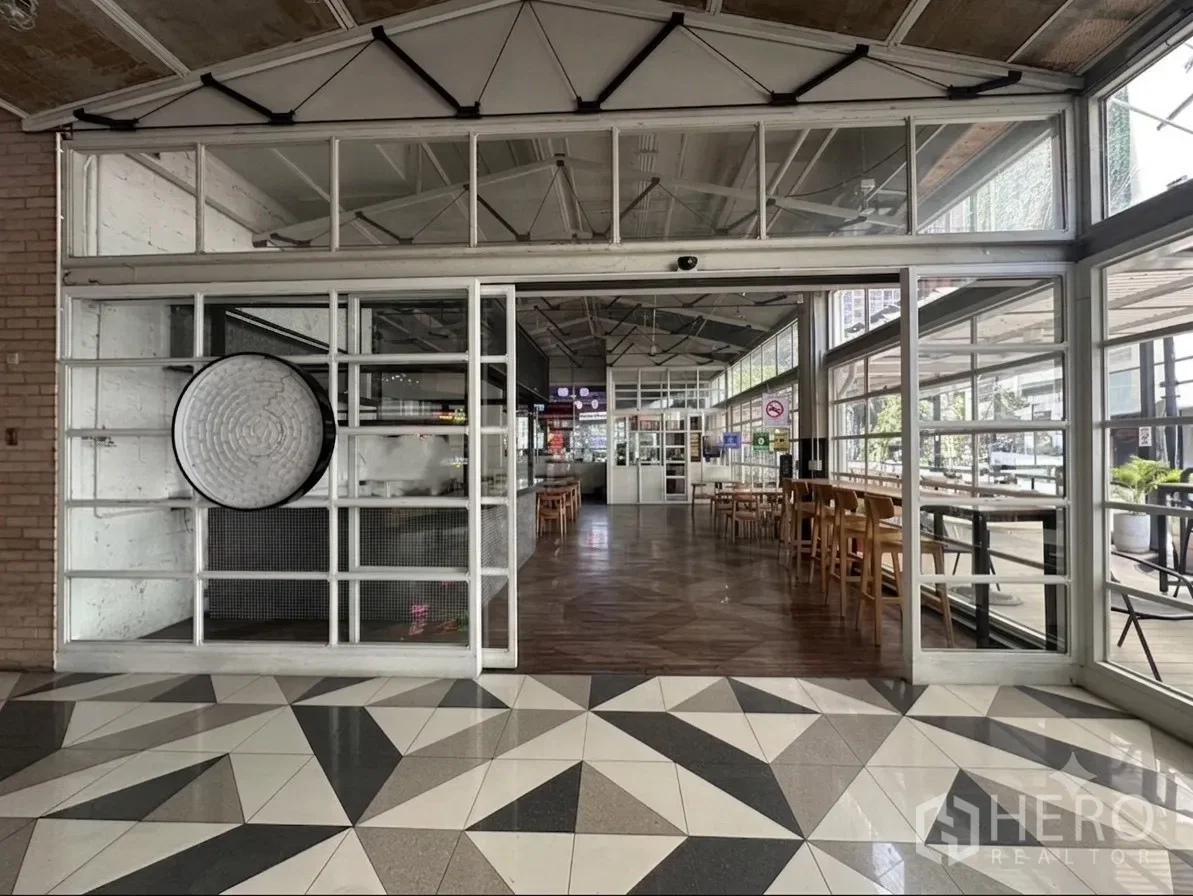 picture For Rent Retail Space 156 sq.m. in Phra Khanong Nuea, Watthana, Bangkok BTS Phra Khanong - 1/8