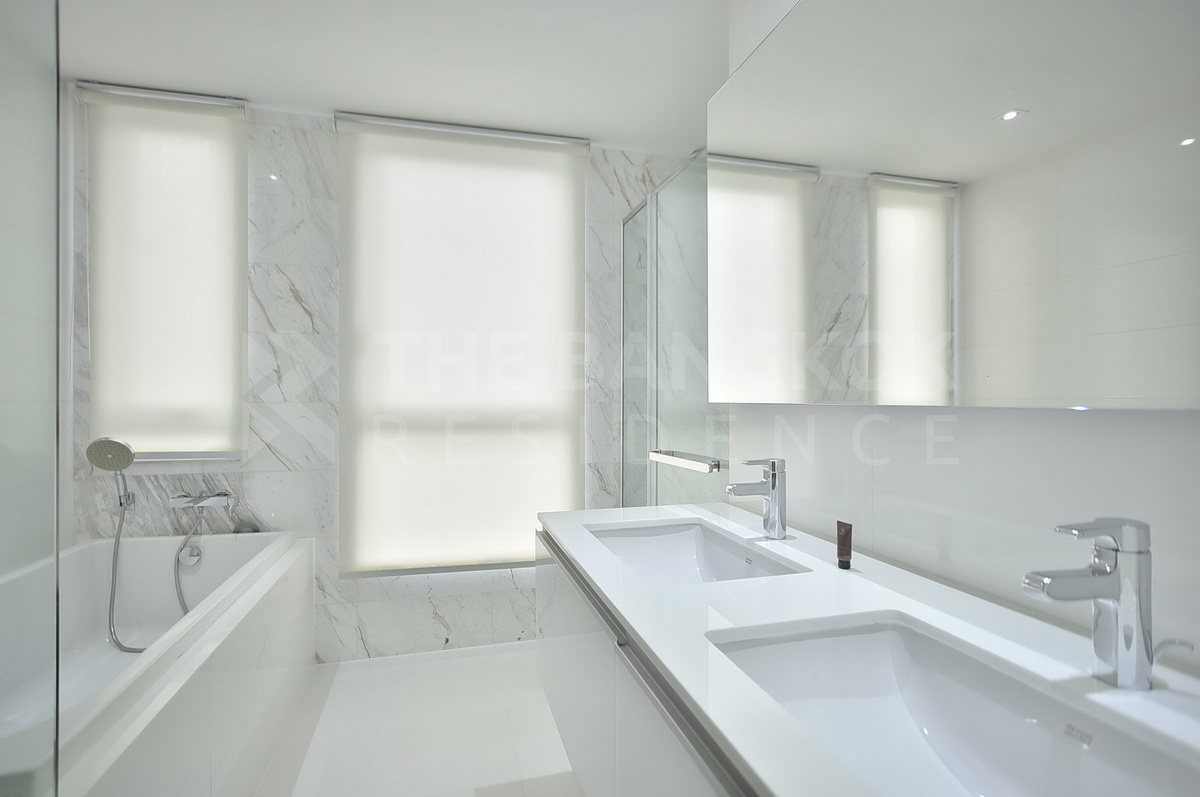 picture HQ By Sansiri  Luxury Condo at Special Price - 3/10