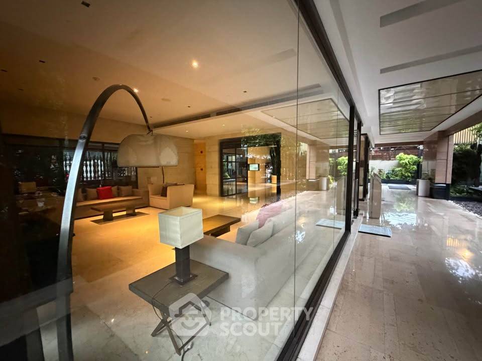 picture 2-BR Condo at Prive By Sansiri near BTS Phloen Chit (ID 3370400) - 16/34
