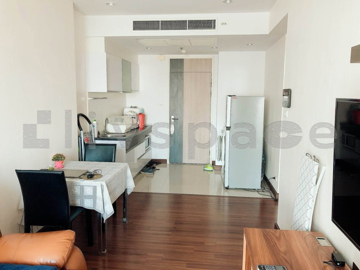 รูป ▚ L0HC06ツ ขาย Supalai Lite Sathorn Charoenrat 1Bed 49ตร.ม. ไซส์ใหญ่ ขายพร้อมผู้เช่า ฟรีค่าโอน ราคาต่อรองได้ ใกล้ BTS สุรศักดิ์✨ - รูปที่ 2/6