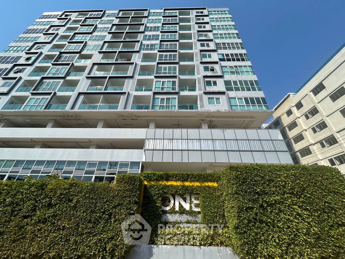 picture 51 Sqm 1-BR Condo For Sale At One Tower Pratamnak (ID 3369453) - 10/11
