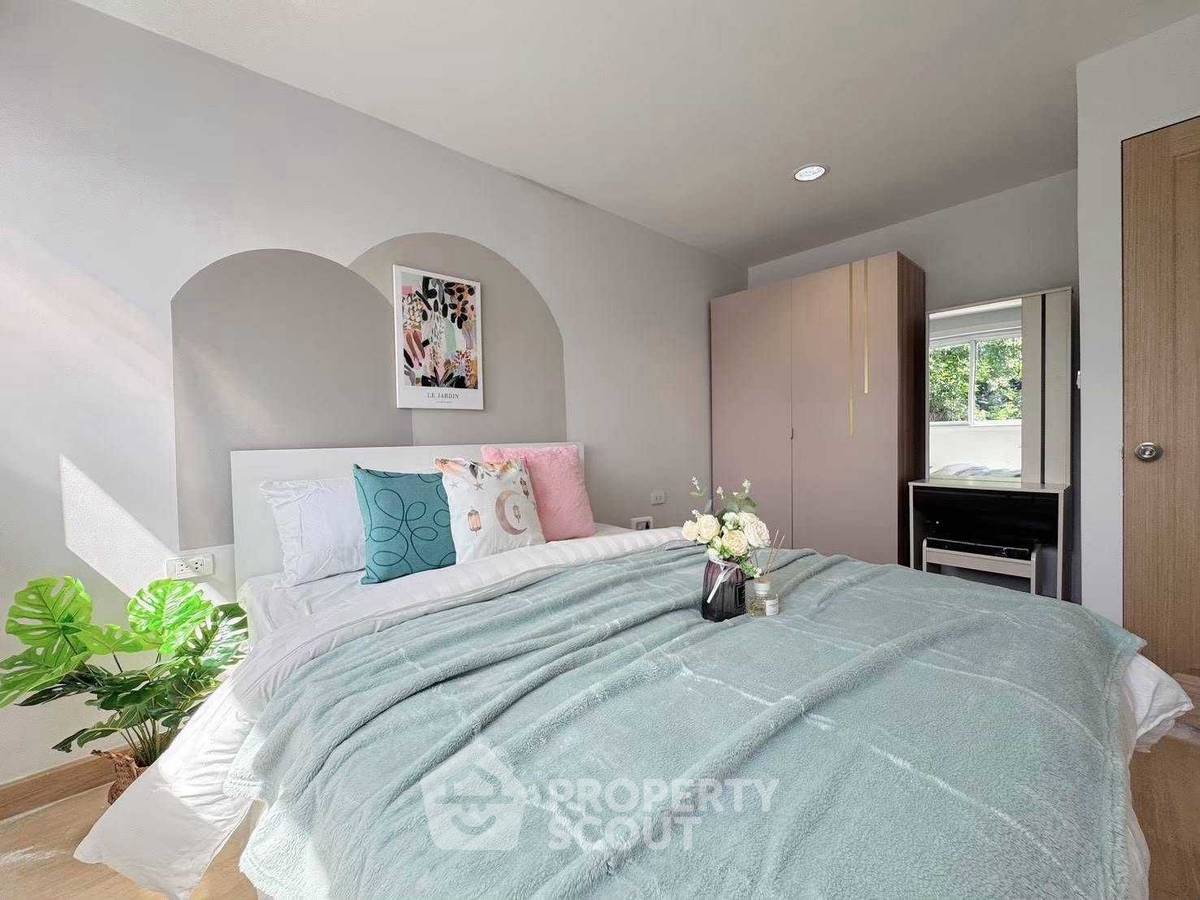 picture 5-BR Villa near MRT Sutthisan (ID 3369902) - 11/20