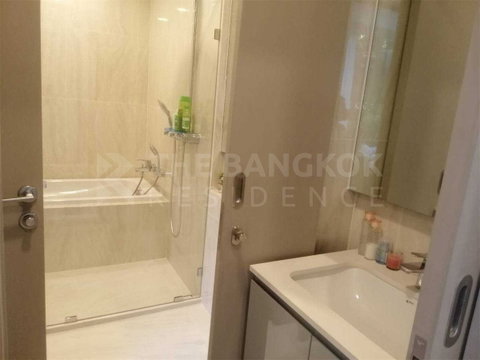 Chewathai Residence Thonglor Ready-to-move-in, Prime Location Condo
