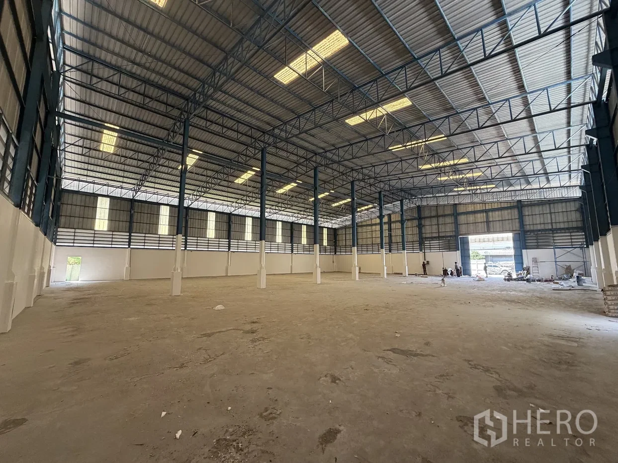 รูป ให้เช่า โรงงาน 1000 ตรม บางเสาธง บางเสาธง สมุทรปราการ - รูปที่ 1/6