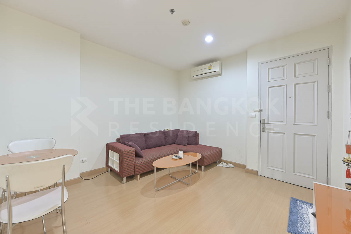 picture Room available, great price Life@Ratchada - Huaikhwang near MRT Huai Khwang Station - 6/10