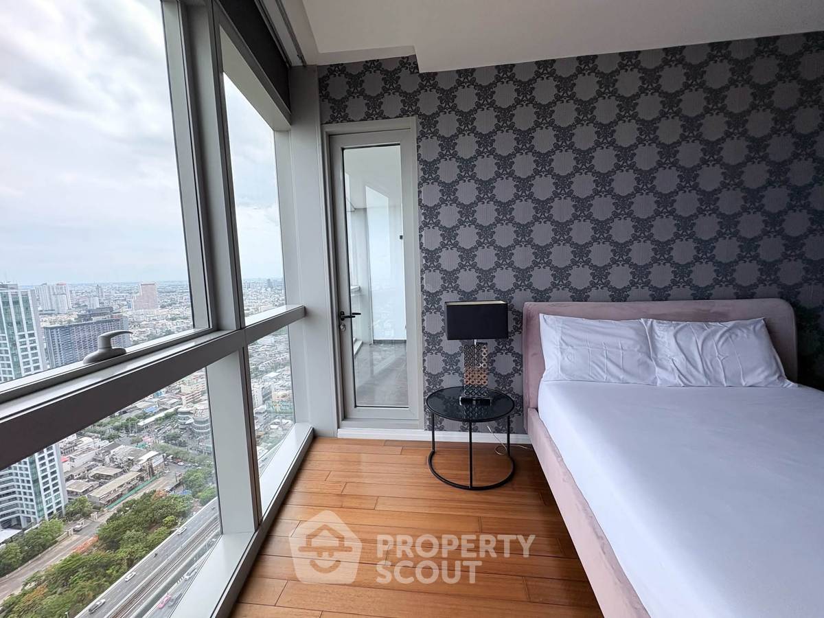 รูป คอนโด 4-ห้องนอน ที่ เดอะ ริเวอร์ คอนโดมิเนียม ใกล้ BTS สะพานตากสิน (ID 3368753) - รูปที่ 19/24
