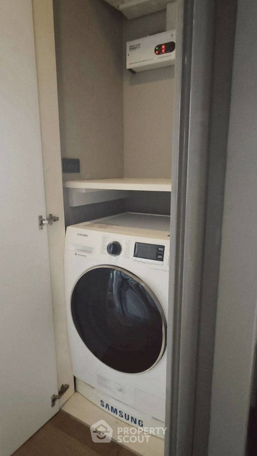 picture 1-BR Condo At M Silom 400m From BTS Chong Nonsi (ID 3370006) - 8/17